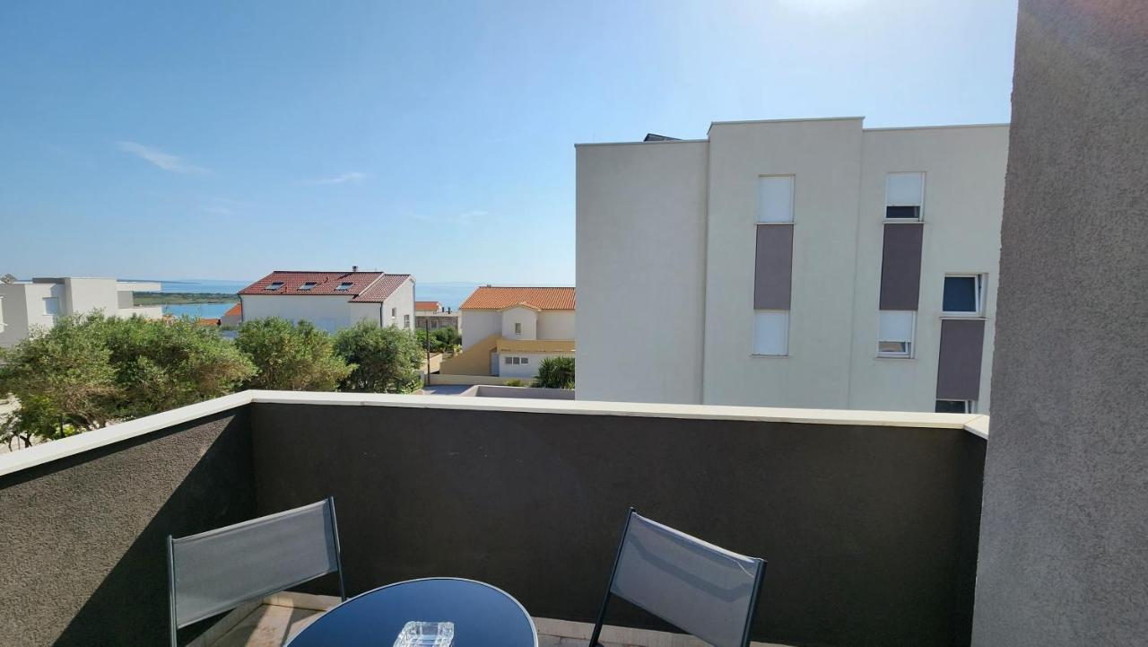 The Sands Luxury Pool Aparthotel 2 Novalja Exterior photo